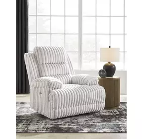 Technique Alloy Power Recliner with USB Charging