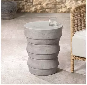 Anor Light Gray Round Outdoor Concrete Top Accent Table