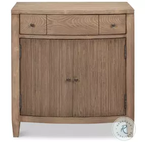 Vineyards Flaky Pine Door Chest