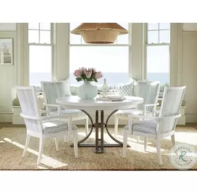 Ocean Breeze Shell White And Aged Pewter Savannah Round Extendable Dining Table