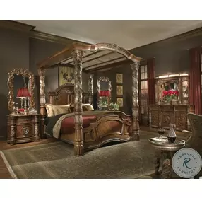 Villa Valencia Classic Chestnut Dresser