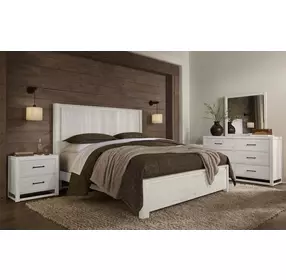 Lodge and Loft Soft White King Radius Poster Bed