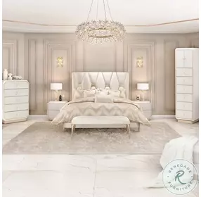 La Rachelle Champagne Queen Upholstered Panel Bed