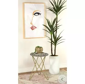 Xenia Black And White Round Accent Table