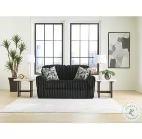 Midnight Madness Onyx Black Loveseat