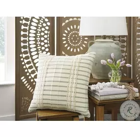 Rowton White And Green Pillow Set Of 4