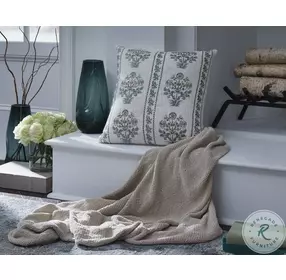 Paulmour Ivory And Green Performance Fabric Pillow Set of 4