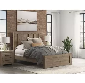 Garistyn Light Brown Queen Panel Bed