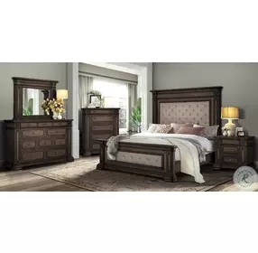 B00675 Old World Distressed Gentlemens Chest