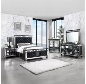 Varian II Black and Silver 5 Drawer Chest