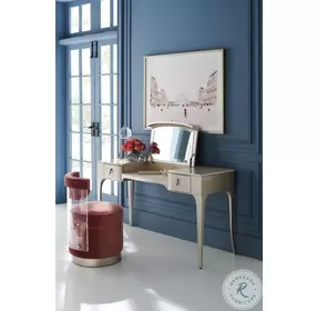 Kiss N Makeup Soft Silver Paint And Vanilla creme Vanity