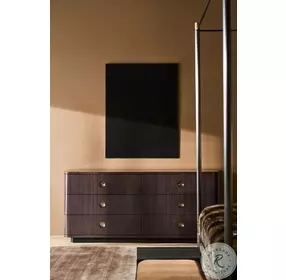 Bachelor Otter Gloss Dresser