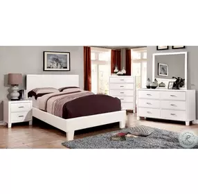Winn Park White Queen Platform Bed