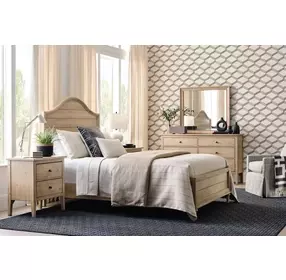 Woodlawn Oatmeal King Panel Bed