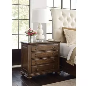 Commonwealth Witham Medium Stain 4 Drawer Bachelor's Chest
