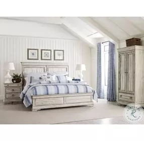 Selwyn Cottage Bryant Armoire