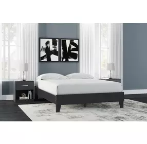 Finch Matte Black Queen Platform Bed