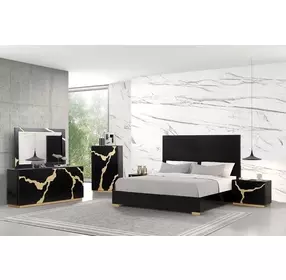 Goldsberg Black King Platform Bed