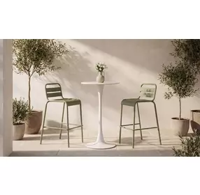 Gage White Outdoor 24" Round Bar Table