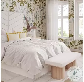 Sagano White Dyed Yarn Bench