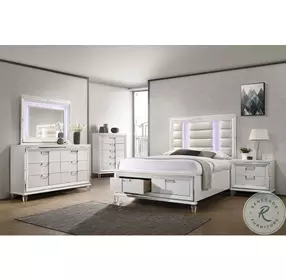 Charlotte White Queen Upholstered Platform Bed With Storage Footboard