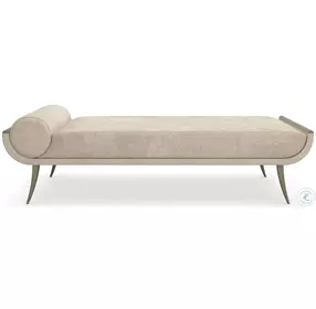 Nice Ivory Chaise