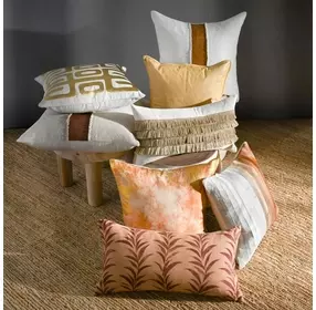 Radiant Oasis Alula Sienna and Burgundy Rectangular Accent Pillow Set of 2