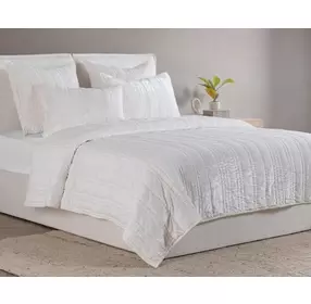 Seville Ivory Queen Quilt