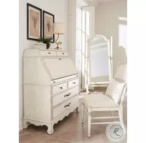 Newport Daisy Floor Mirror