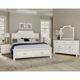 Maple Road Soft White Scalloped Storage Panel Bedroom Set