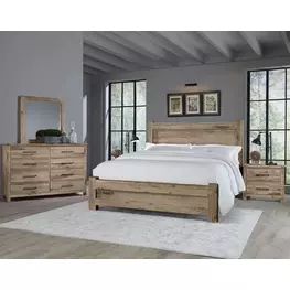 Dovetail Sun Bleached White Poster Bedroom Set