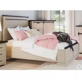 Madison County Vintage White King Platform Bed