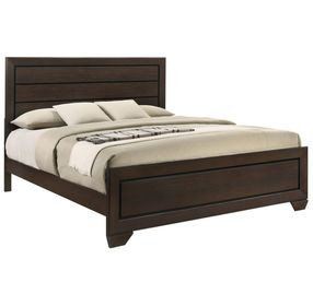Fenbrook Dark Cocoa King Panel Bed