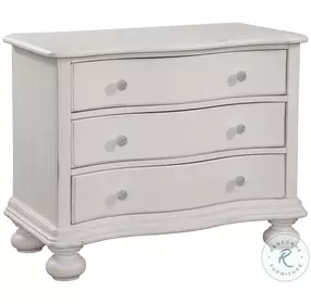 Rodanthe Dove White Bachelor Chest