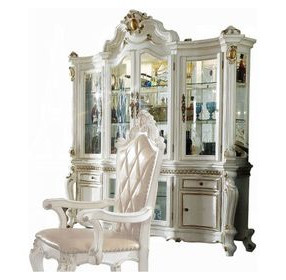 Picardy Antique Pearl 8 Door Buffet and Hutch with LED