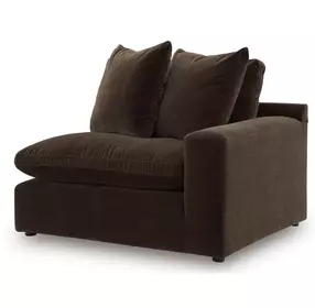 Maxton Heights Bittersweet RAF Corner Chair