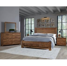 Dovetail Natural Poster Bedroom Set with Footboard