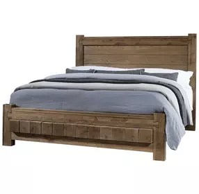 Dovetail Natural Queen Poster Bed with California King Footboard