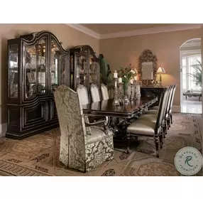 Piazza San Marco Old World Orleans Extendable Dining Room Set