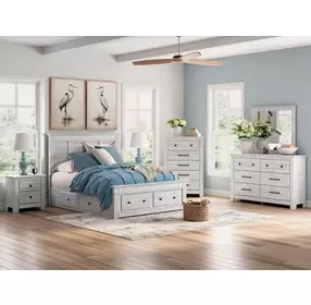 Fenderport Whitewash Panel Bedroom Set with Storage Footboard and 2 Side Drawer
