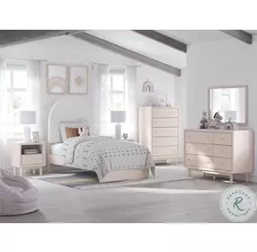 Wistenpine White And Blush Youth Upholstered Panel Bedroom Set