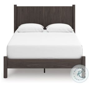 Cadmori Brown Queen Panel Platform Bed