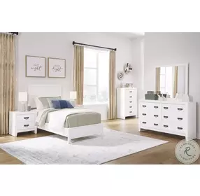 Binterglen White Youth Panel Bedroom Set