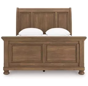 Vandenmore Medium Brown Queen Sleigh Panel Bed