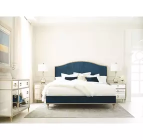 Fontainebleau Aglow Performance Fabric Upholstered Platform Bedroom Set