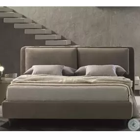 Cortina Queen Upholstered Platform Bed