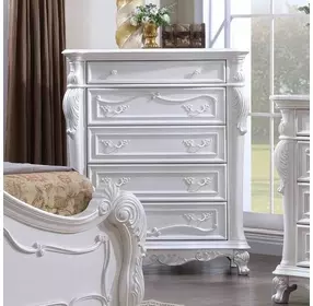Ventresca White 5 Drawer Chest