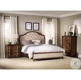 Ashford Heights Beige And Traditional Mahogany upholstered Panel Bedroom Set