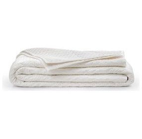 Diamond White Queen Quilt