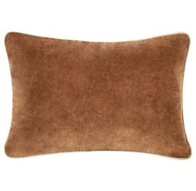 Heirloom Velvet Hazel 14 x 20" Accent Pillow